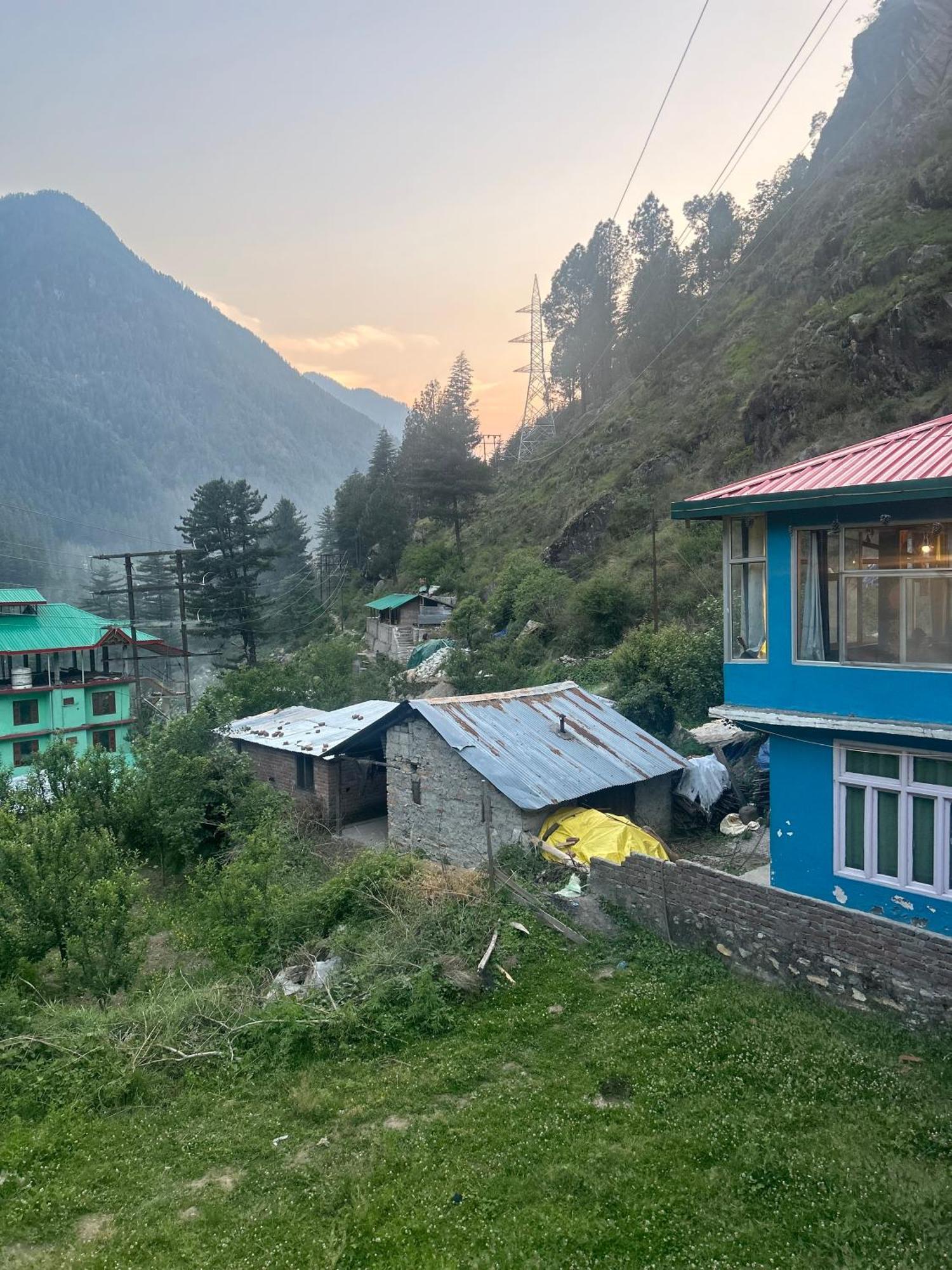 Formosa Hostel & Cafe Kasol Exterior photo